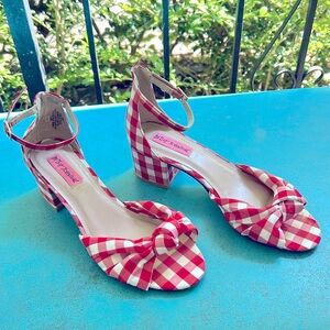 Betsey Johnson gingham plaid shoe